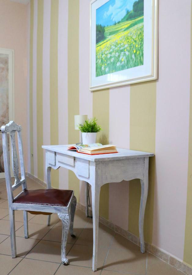 Charming Gea Hotel San Felice a Cancello Eksteriør billede